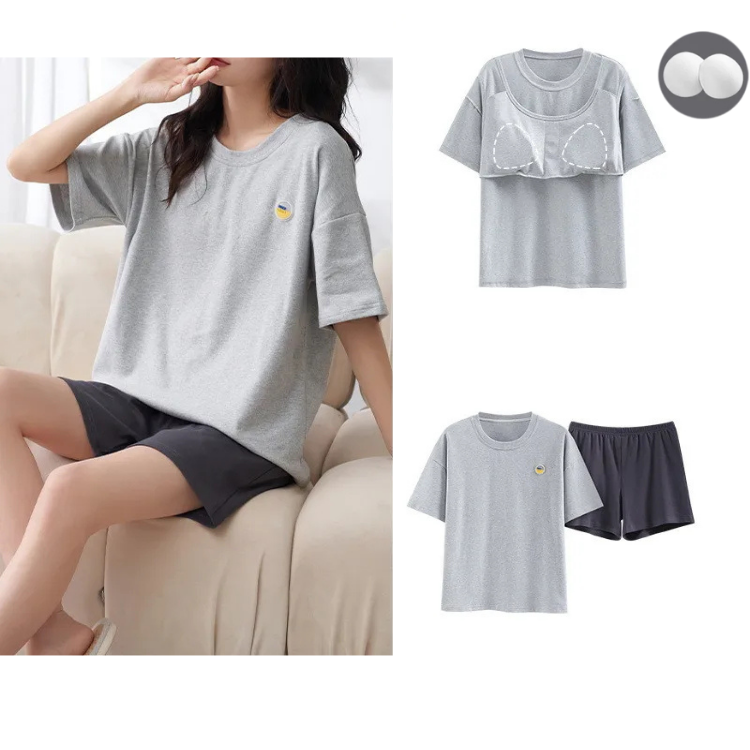 Pyjama-Oberteil mit integrierter Polsterung. Loungewear-Set in Übergröße erhältlich.