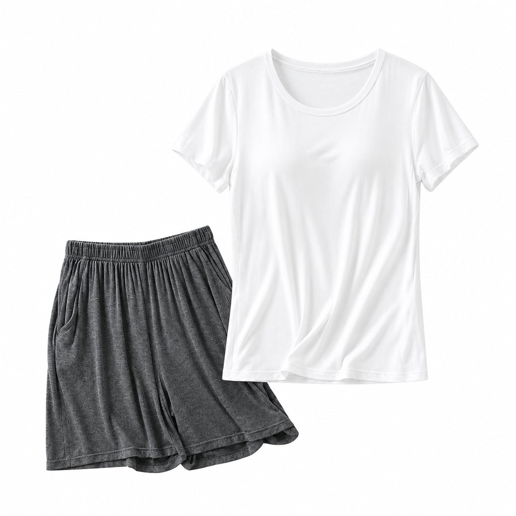 Pyjama-Set mit integriertem BH. Übergrößen erhältlich