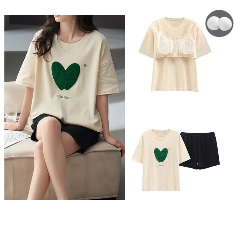 Pyjama-Oberteil mit integrierter Polsterung. Loungewear-Set in Übergröße erhältlich.