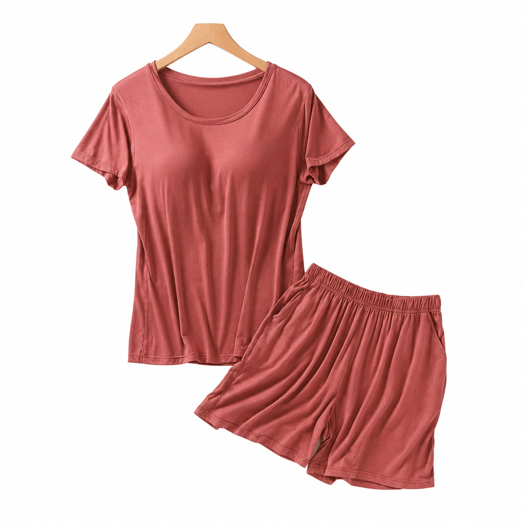 Pyjama-Set mit integriertem BH. Übergrößen erhältlich 